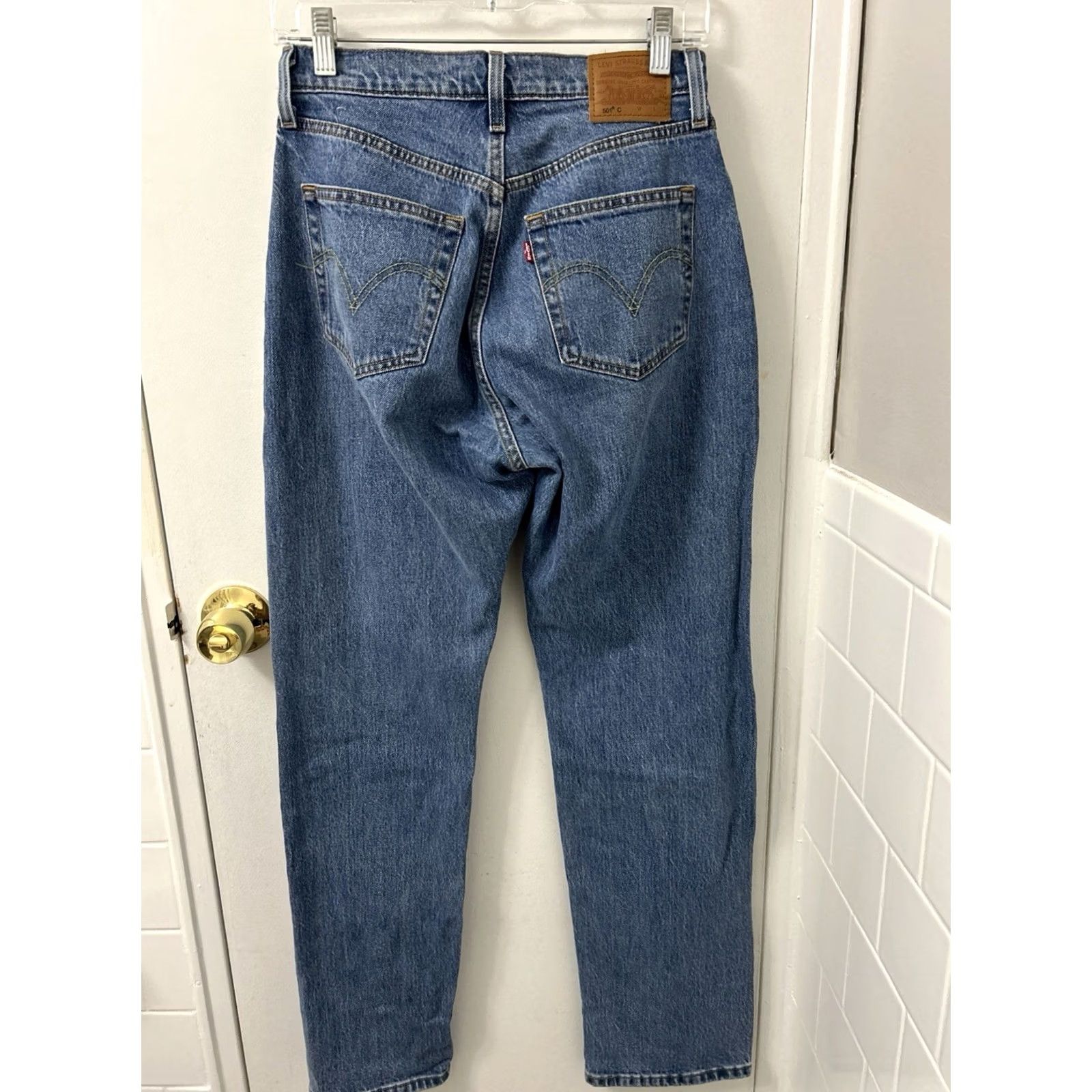Vintage Levi Strauss 501 Curve Jeans Womens 27x32 Blue Wash High Rise Straight Leg Slim Regular Denim Button Fly NWT Size 27" / US 4 / IT 40 - 5 Thumbnail