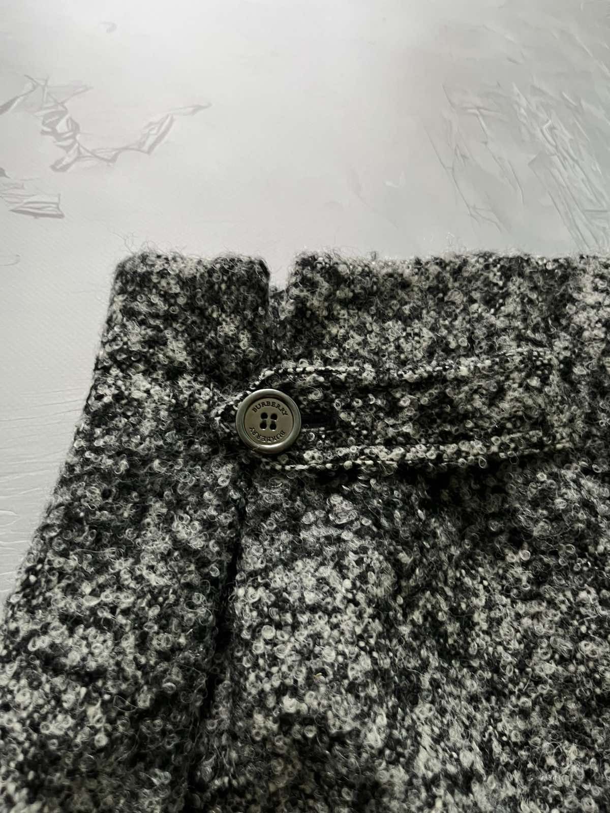 Burberry Burberry London Wool Mini Skirt Gray Women’s Size:8 Size 30" / US 8 / IT 44 - 4 Thumbnail