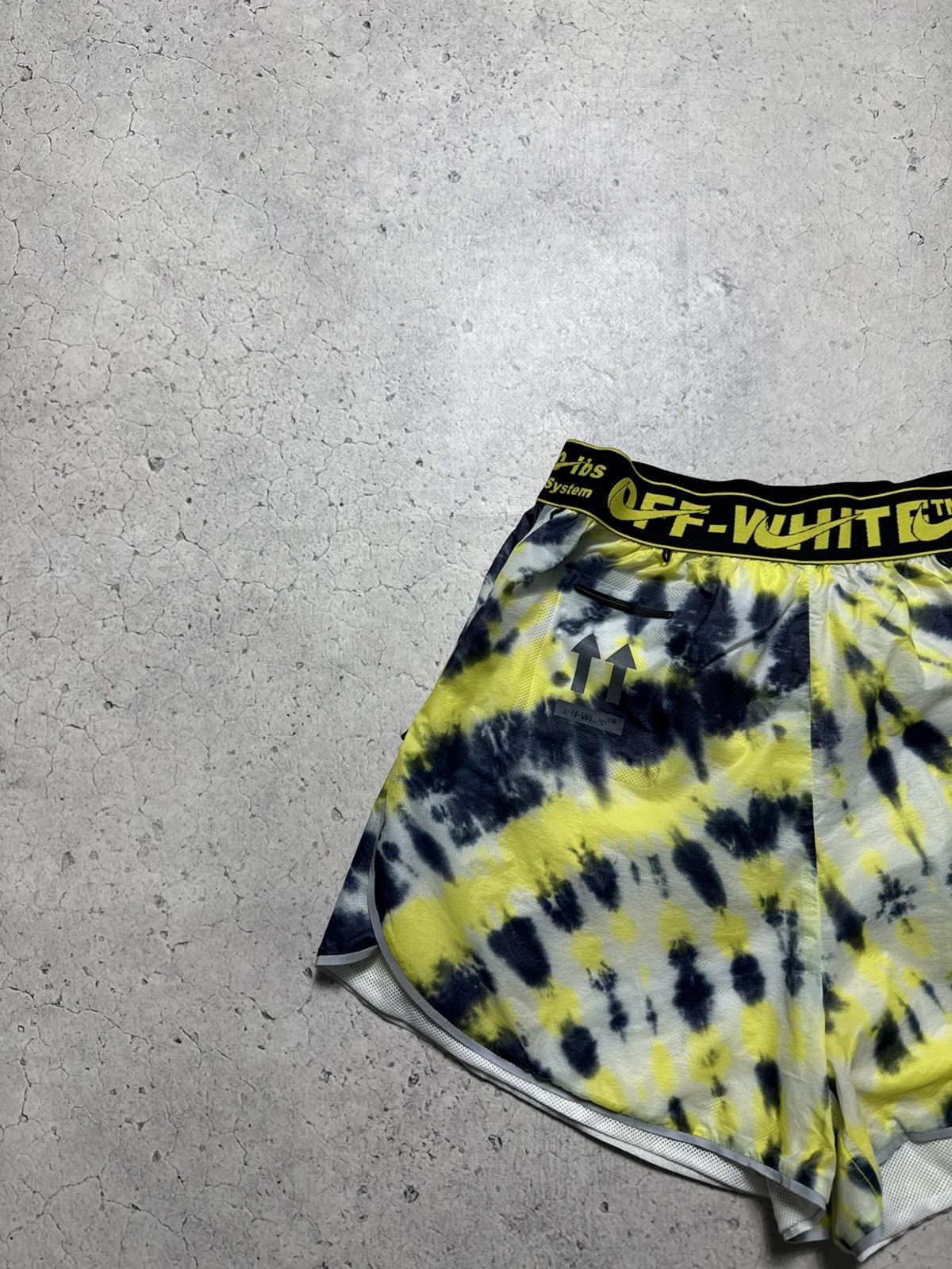 Nike × Off-White Nike x Off-White Women’s Shorts Size S Size 30" / US 8 / IT 44 - 4 Thumbnail