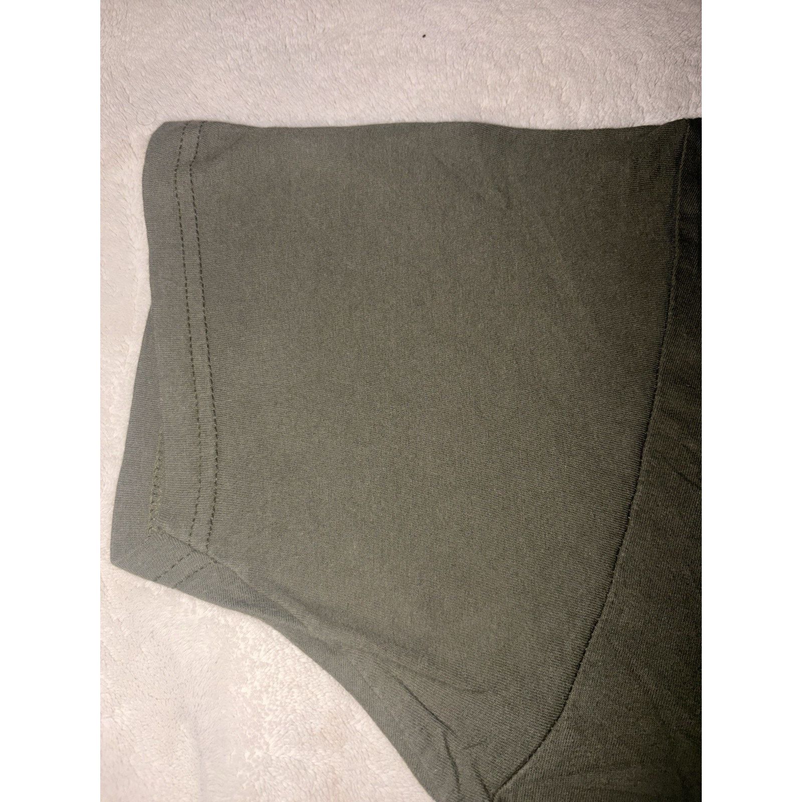 Levi's Levi’s MENS Graphic T-Shirt - MEDIUM OLIVE GREEN 100% COTTON Size US M / EU 48-50 / 2 - 4 Thumbnail