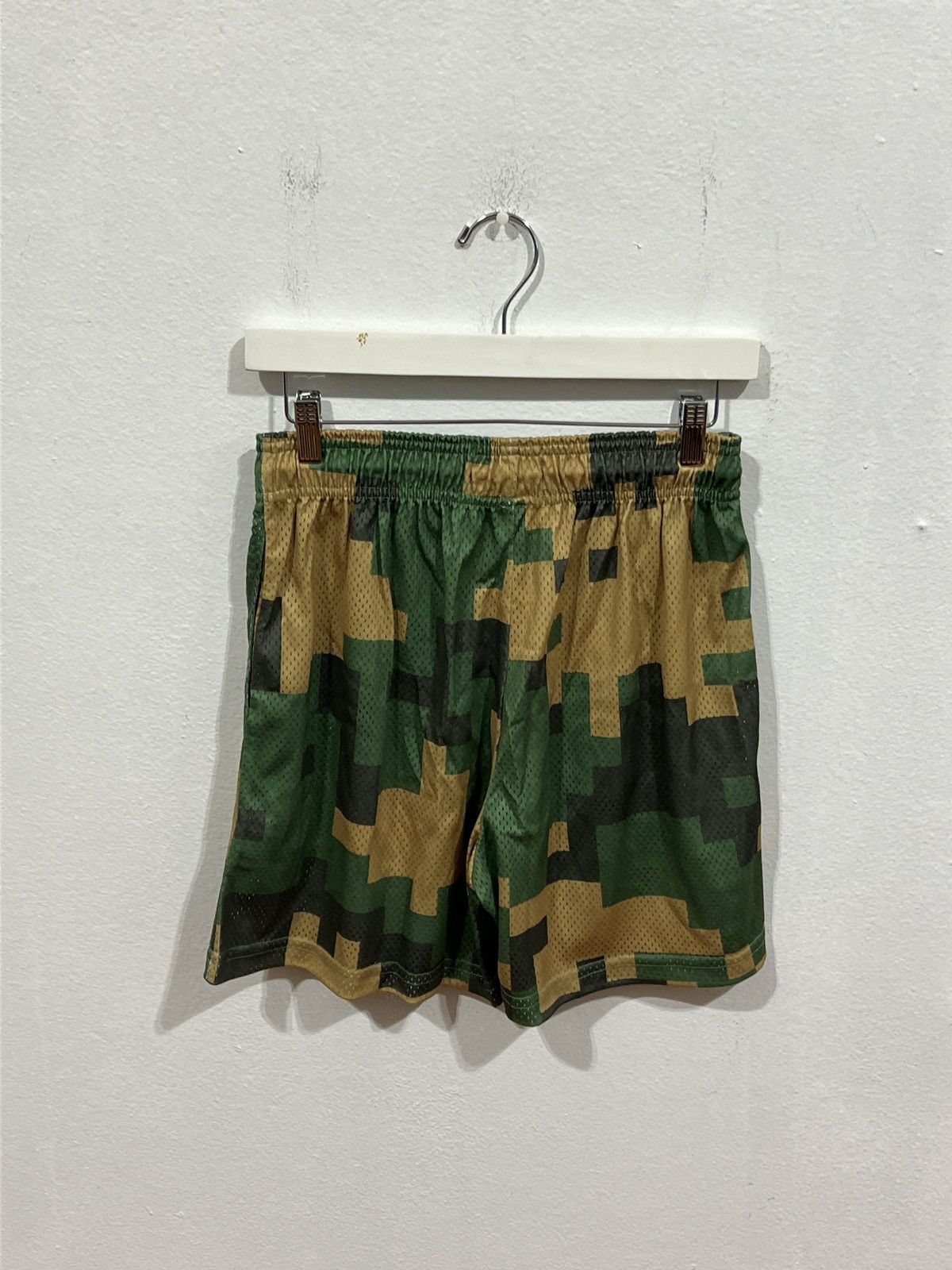 Eric Emanuel Eric Emanuel Brown Camo Digi Short Size US 32 / EU 48 - 3 Thumbnail