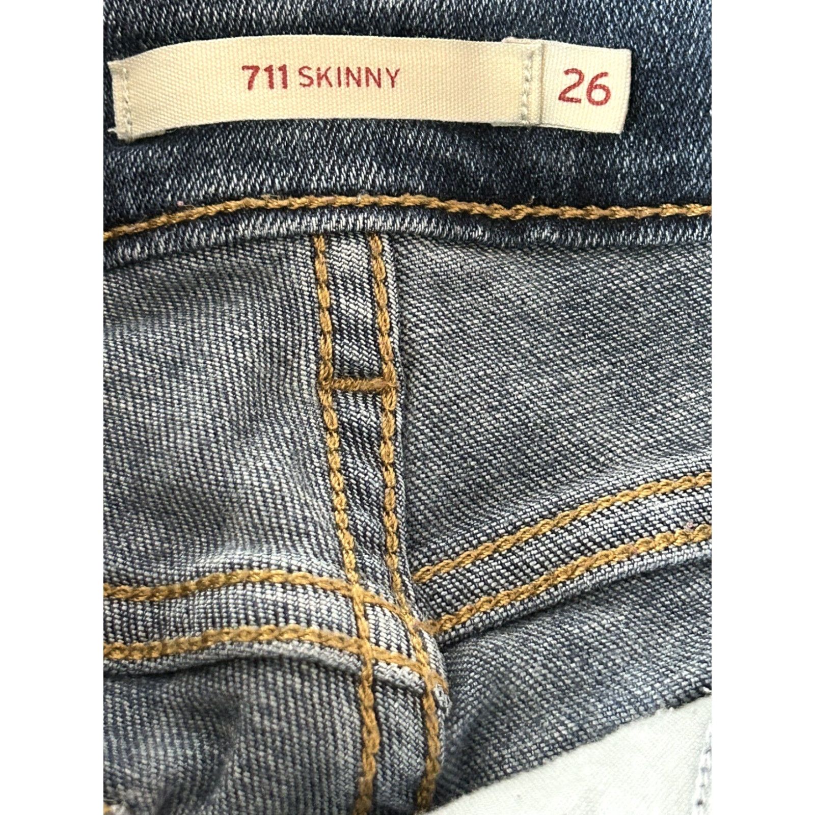 Levi's Levi's 711 Skinny Jeans Blue 26x30 Distressed Women Slim Denim Low Rise Regular Inseam 30 Size 26" / US 2 / IT 38 - 4 Thumbnail
