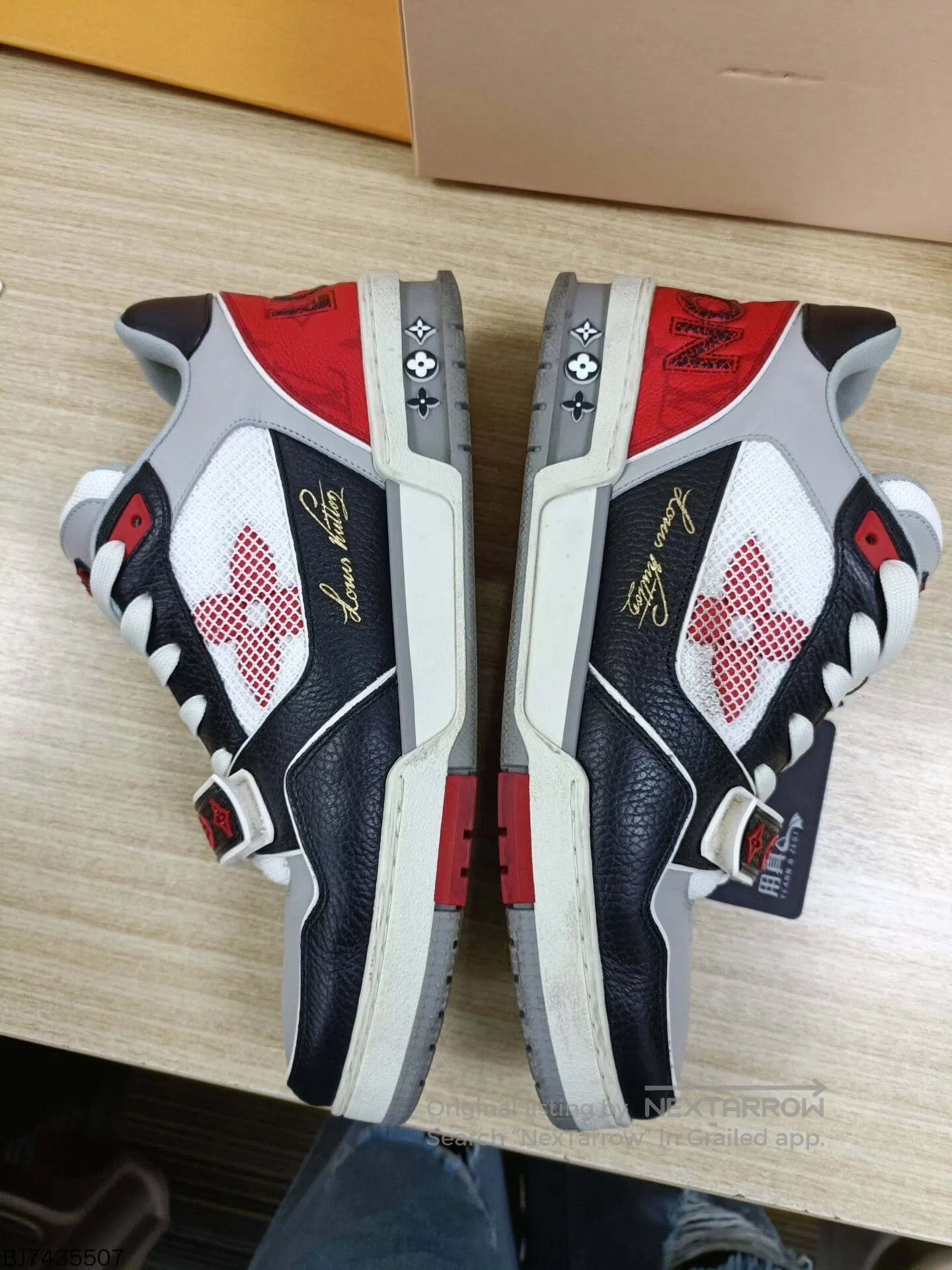 Louis Vuitton louis vuitton trainer low-top casual shoes. Size US 8 / EU 41 - 2 Thumbnail
