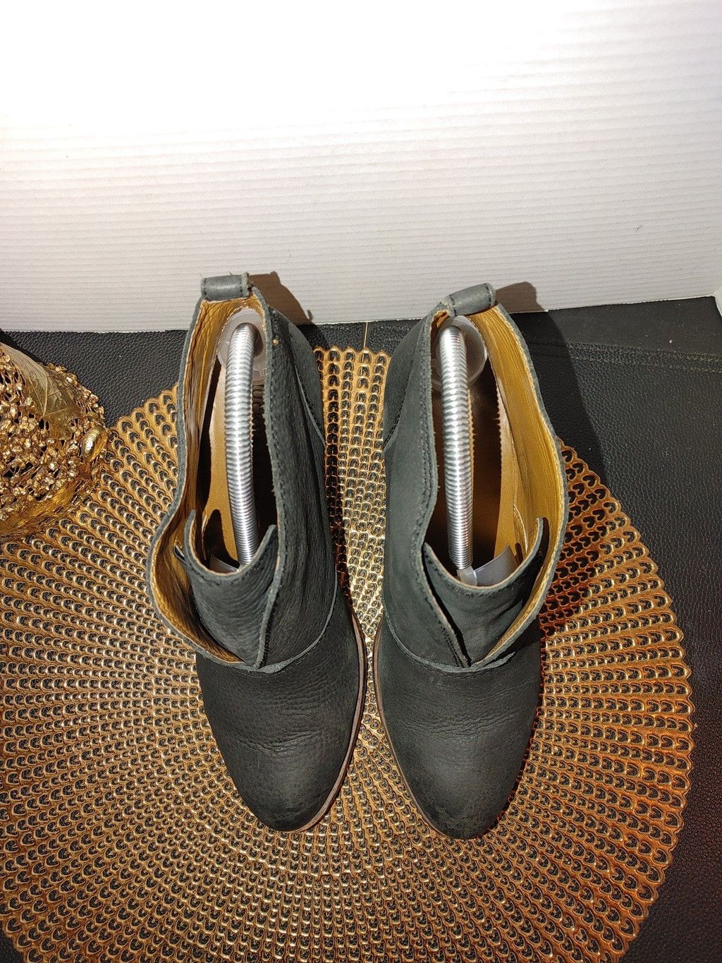 Lucky Brand Lucky Brand Ehllen Leather Ankle Booties Size 9M Size US 9 / IT 39 - 3 Thumbnail