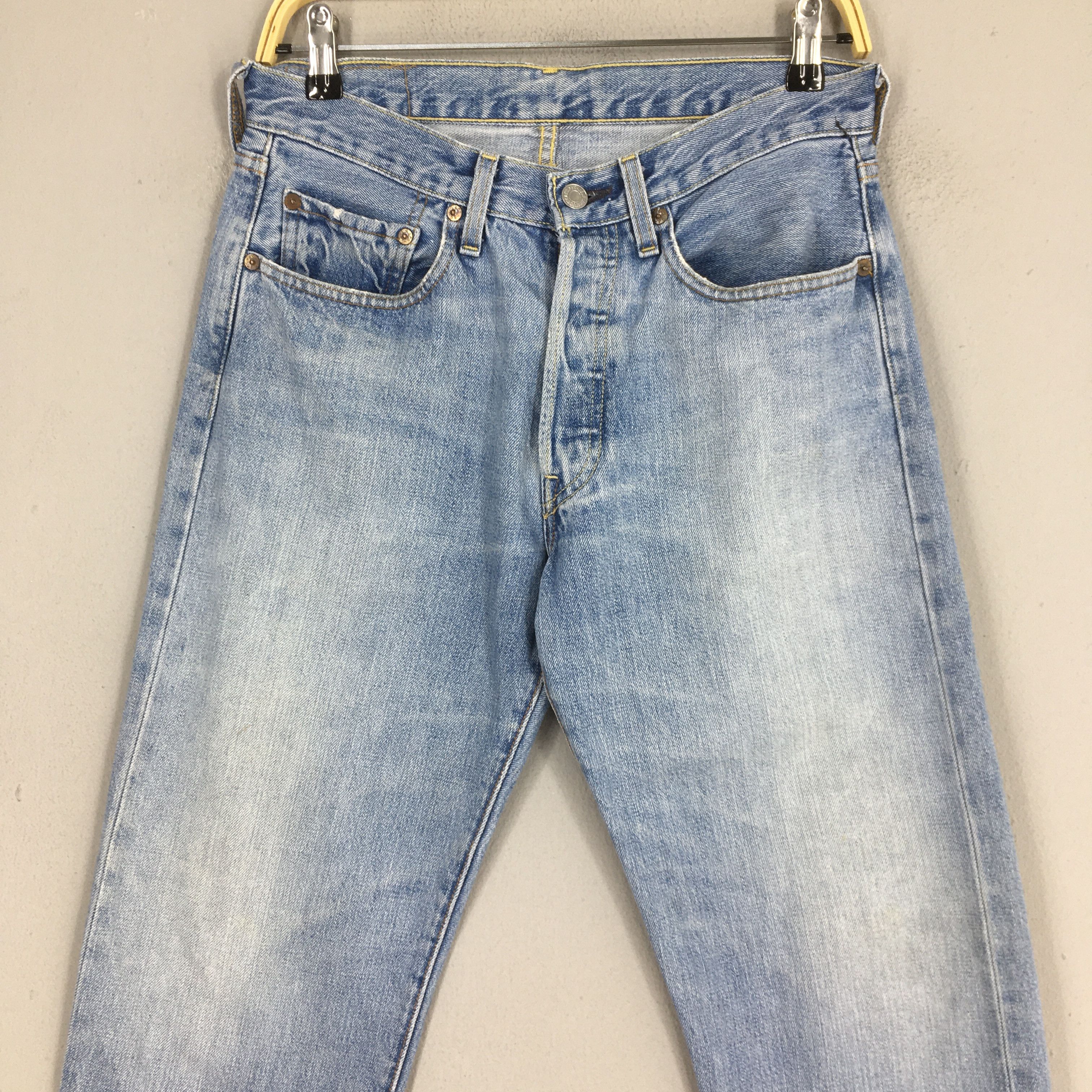 Levi's Size 28x31 Vintage Y2K Levi's 501 Straight Cut Jeans S398 Size US 28 / EU 44 - 2 Thumbnail