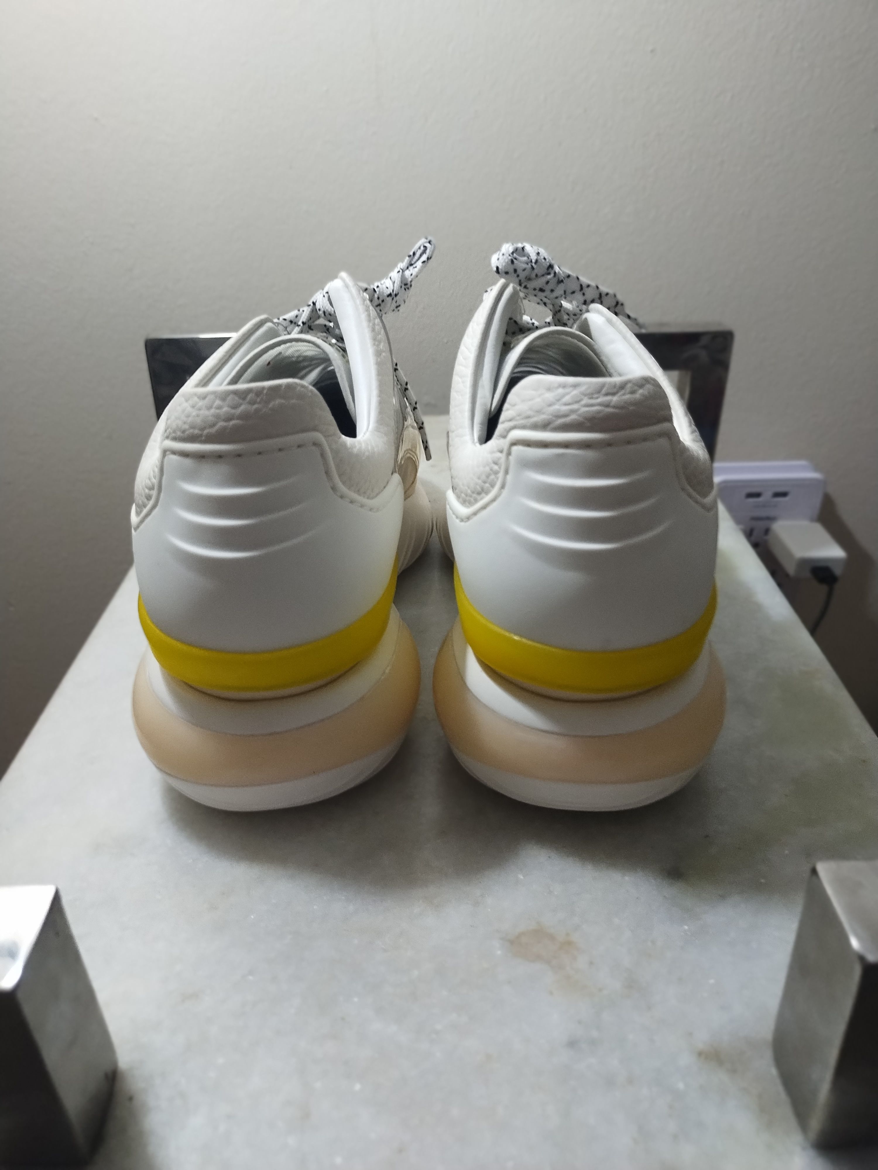 Fendi Fendi White Leather & Mesh bubble Platform Chunky Sneakers Size US 9 / IT 39 - 2 Thumbnail