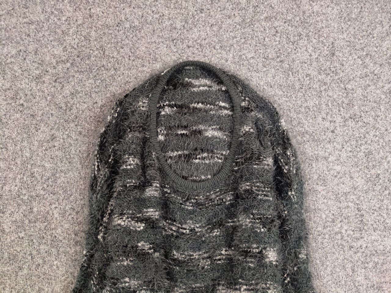 Japanese Brand Vintage Japanese Design Mohair Style fuzzy Sweater Y2K Style Size US L / EU 52-54 / 3 - 8 Thumbnail