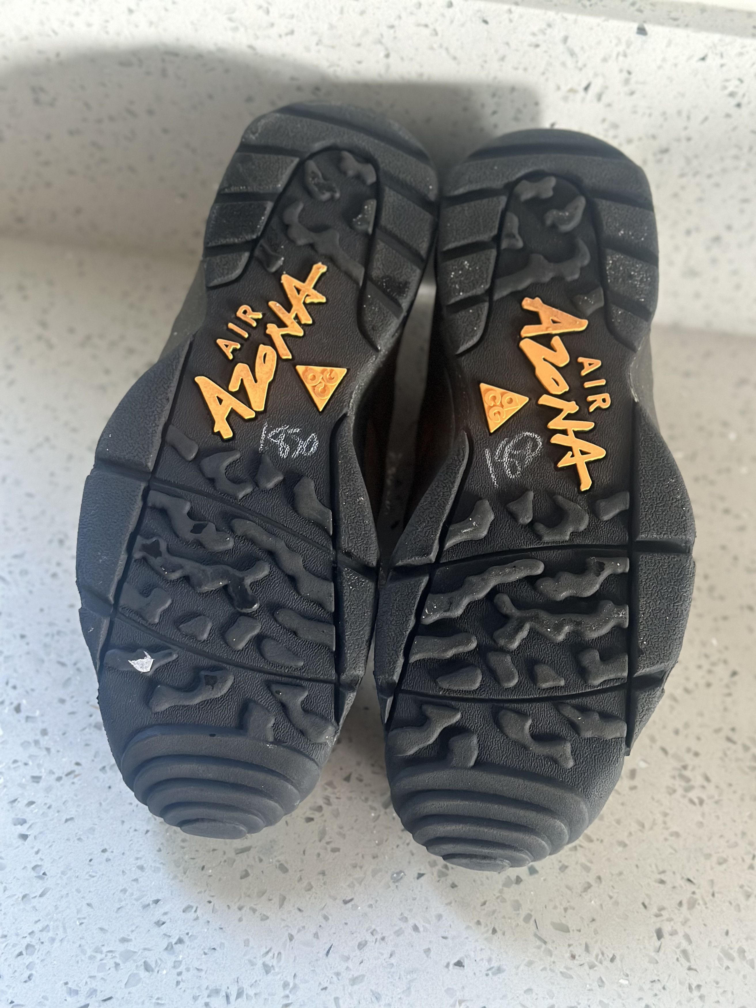 image of Retro Nike Acg Airzona Shoes in Brown, Men's (Size 6.5)