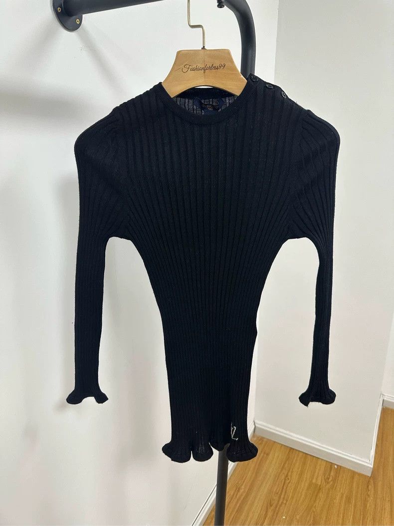 Louis Vuitton LV Black Long Sleeve Top XS - dmc Size US XS / EU 42 / 0 - 1 Thumbnail