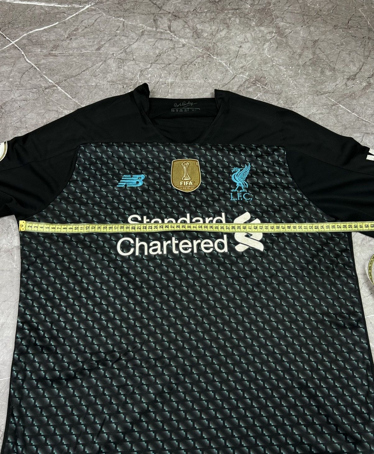 Other Mens Vintage New Balance Liverpool FC T-shirt FIFA jersey Size US XL / EU 56 / 4 - 11 Thumbnail