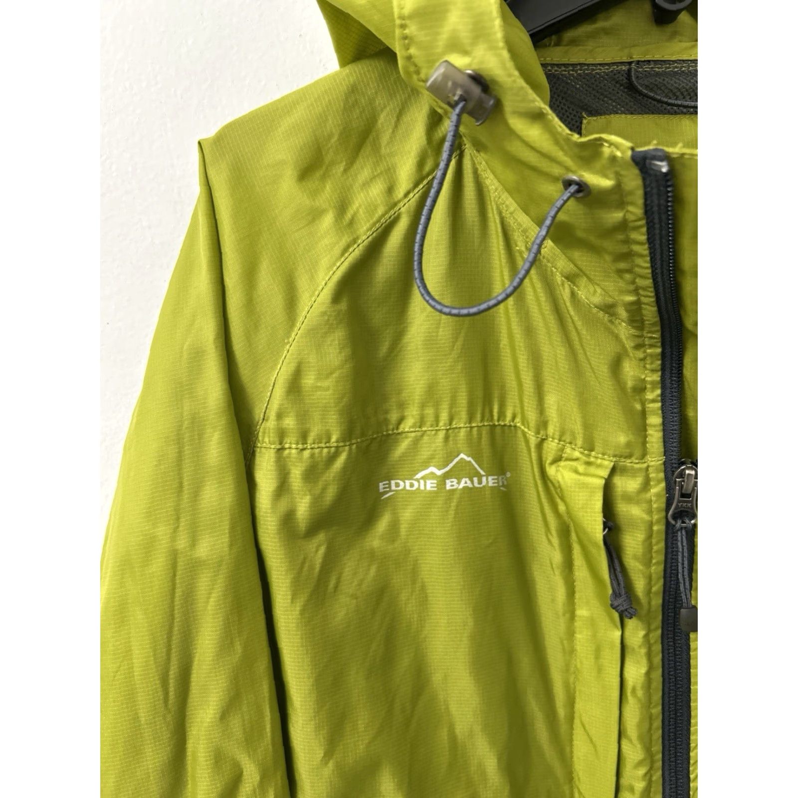Eddie Bauer Eddie Bauer Jacket Mens S Green Full Zip Lightweight Windbreaker YKK L/S Size US S / EU 44-46 / 1 - 4 Thumbnail