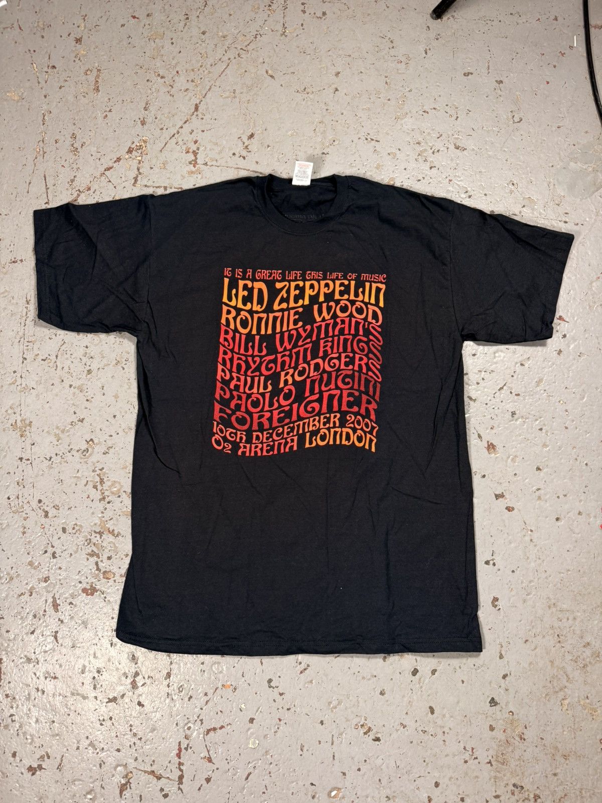 Other Vintage 2007 Led Zeppelin Tribute Band Tee Size US L / EU 52-54 / 3 - 1 Thumbnail
