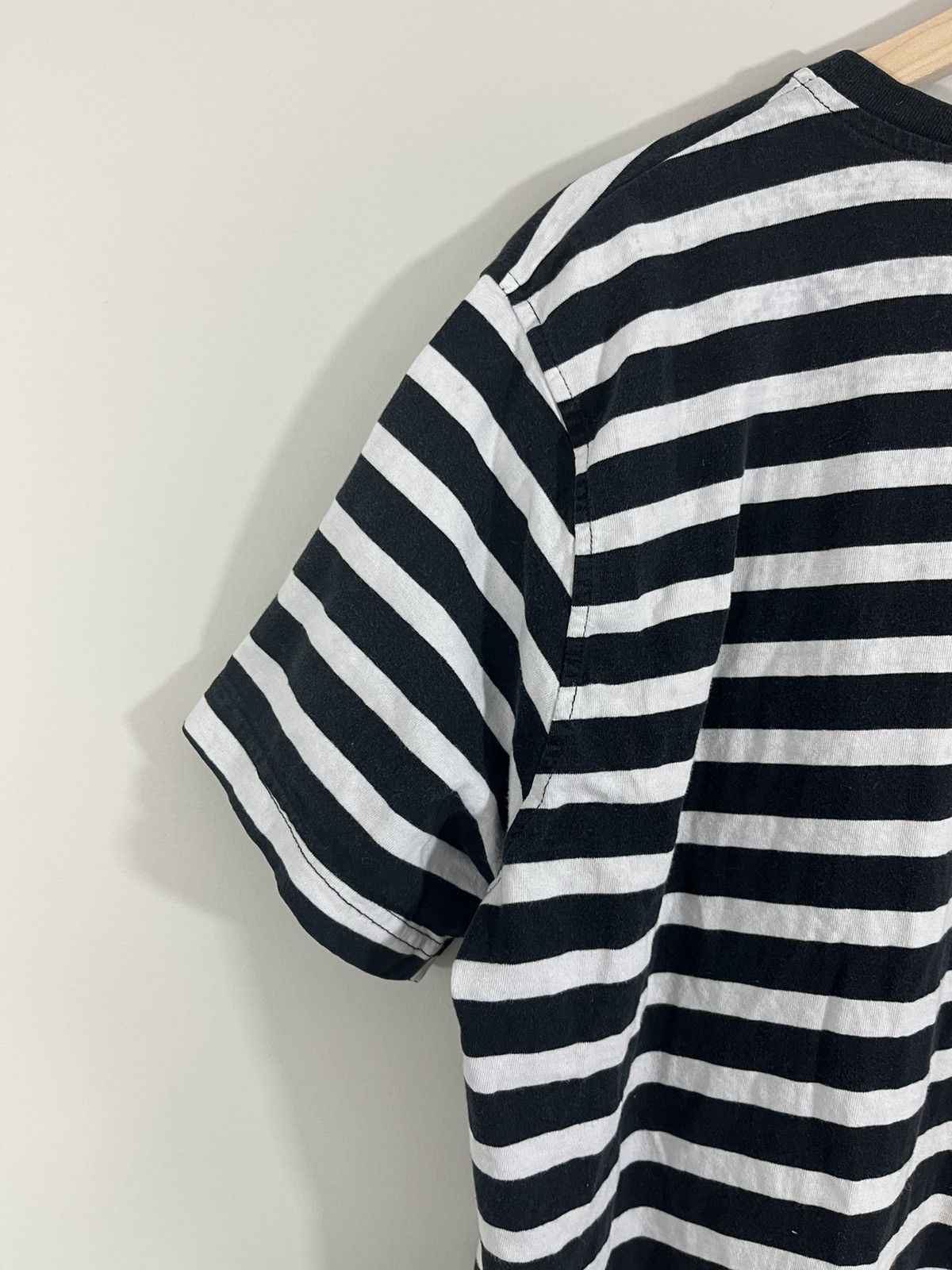 Vintage Basic Blank Prisoner Stripe V Neck Y2K Tee Size US XL / EU 56 / 4 - 10 Thumbnail