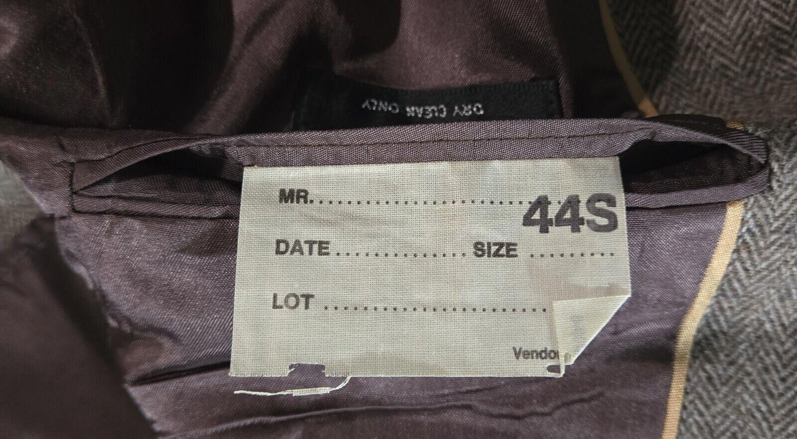 Stafford Stafford Herringbone Pattern 3 Piece Suit 44S SEE MEASURE Size 38R - 7 Thumbnail