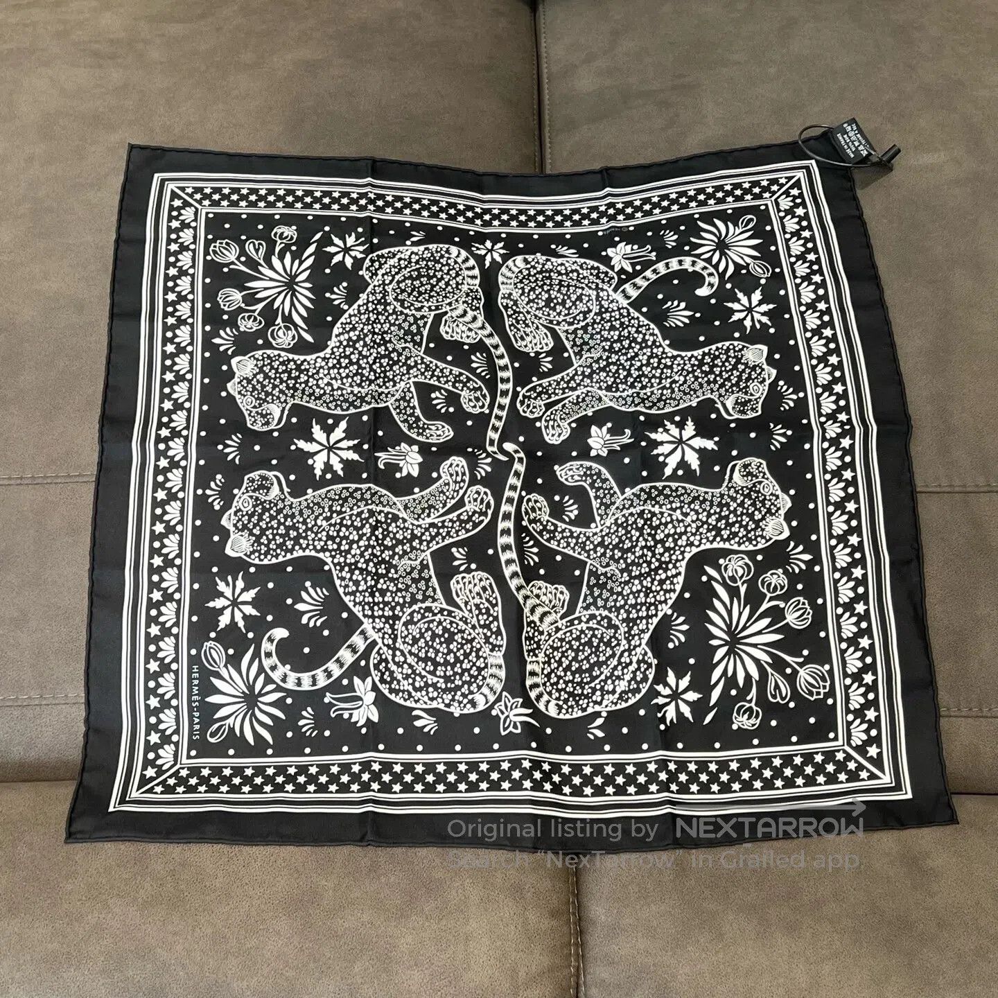Hermes Hermes Black and white leopard-print scarf Size ONE SIZE - 1 Thumbnail