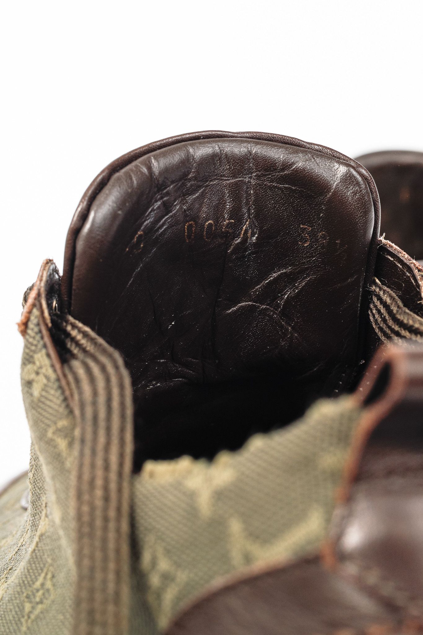 Louis Vuitton Louis Vuitton Khaki Mini Lin Monogram Canvas Sneakers Size US 8 / IT 38 - 11 Thumbnail