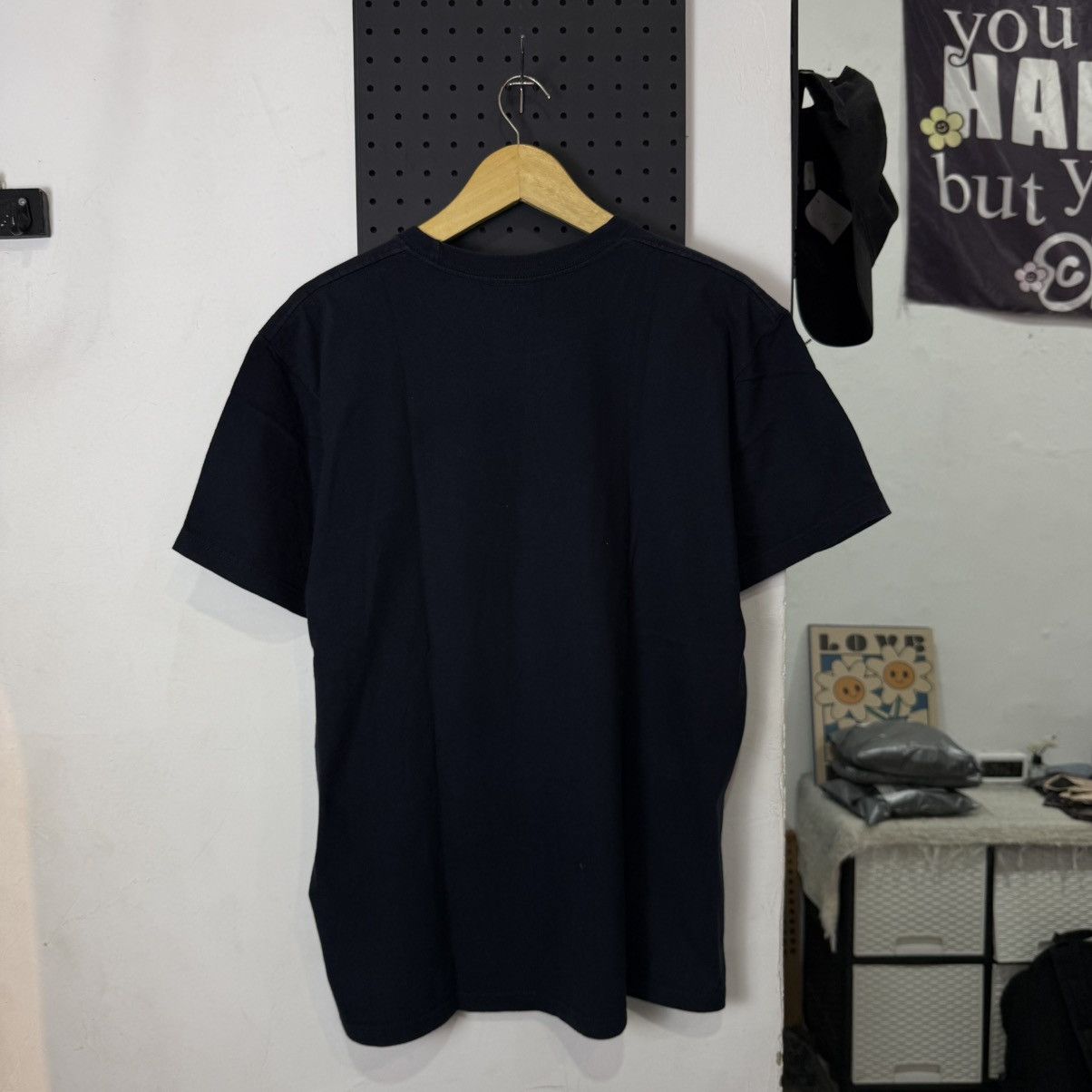 Supreme SUPREME SS19 middle finger to the world black tee Size US M / EU 48-50 / 2 - 4 Thumbnail
