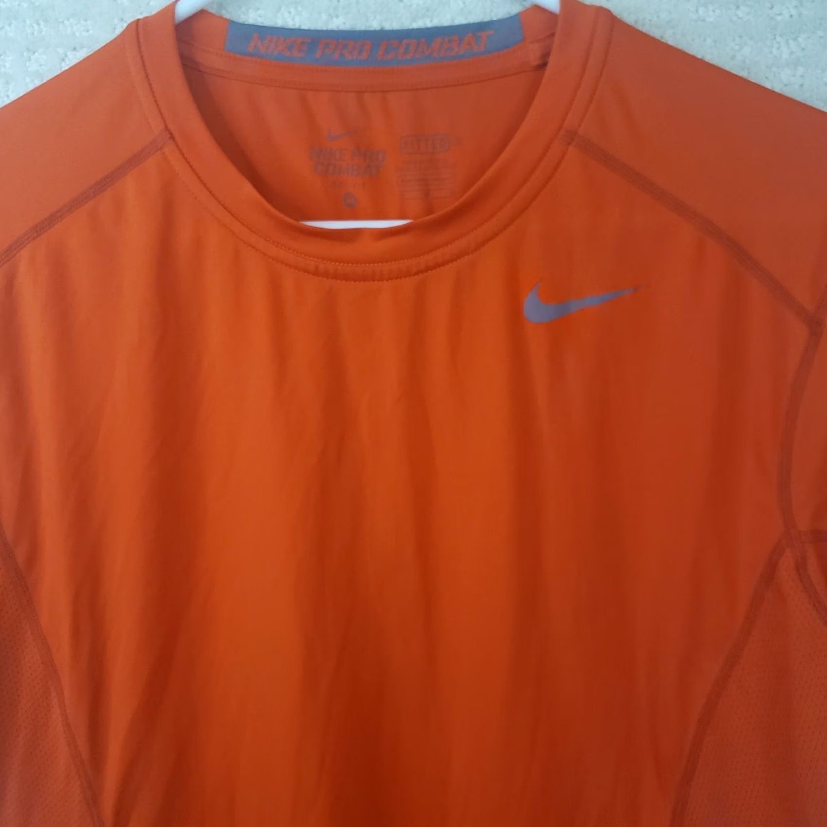 Nike Nike Pro Combat T-Shirt Mens M Orange Dri-Fit Short Sleeve Athletic Shirt Size US M / EU 48-50 / 2 - 3 Thumbnail
