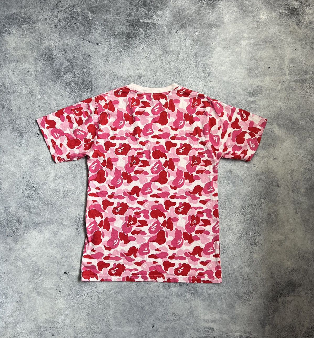 Bape Bape pink camo tee Size US S / EU 44-46 / 1 - 7 Thumbnail