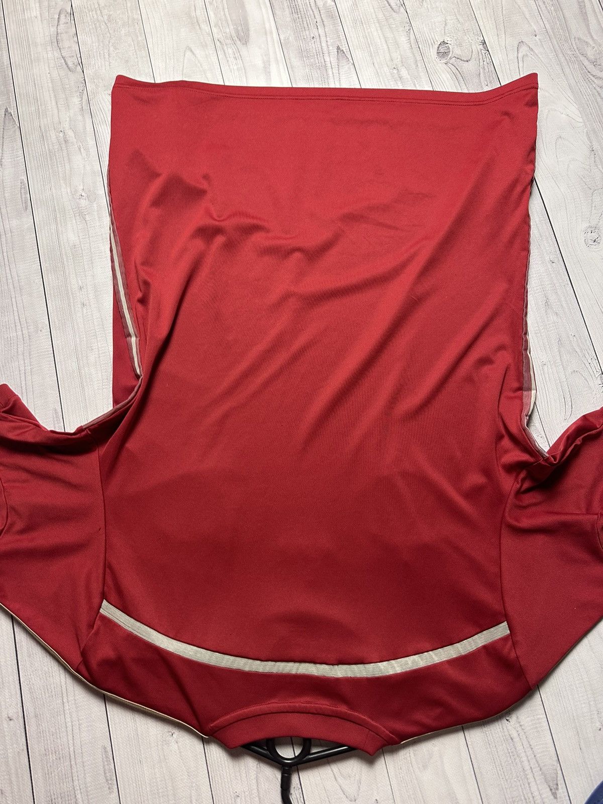 Adidas × Vintage Vintage adidas Spain soccer jersey size L red Size US L / EU 52-54 / 3 - 8 Thumbnail