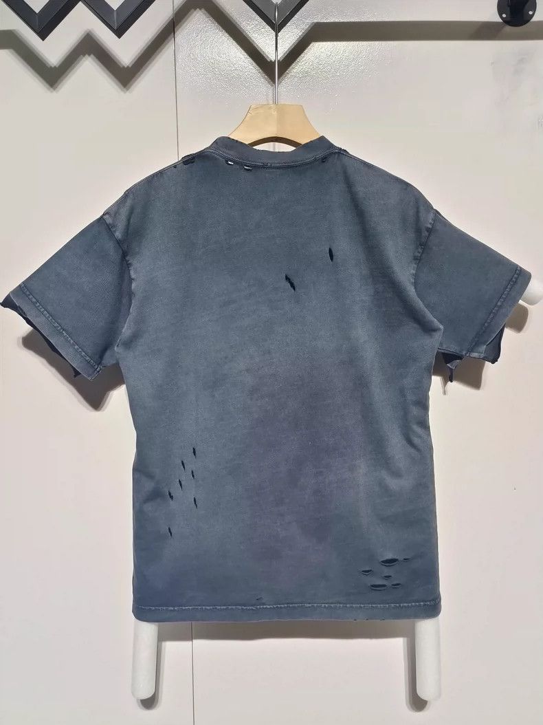 Balenciaga Balenciaga Washed Distressed BB Logo Tee - dmc Size US XS / EU 42 / 0 - 1 Thumbnail