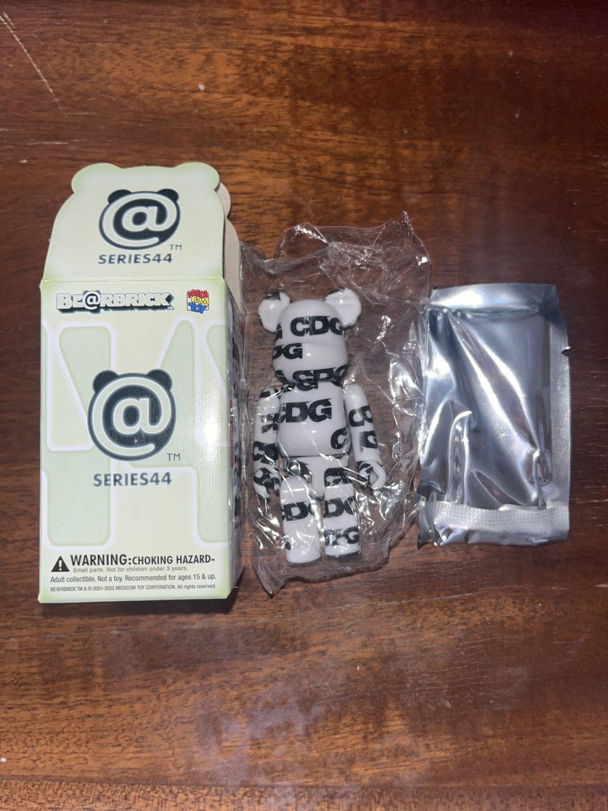 image of Medicom Bearbrick Series 44 100% Bearbrick - Cdg in White, Men's