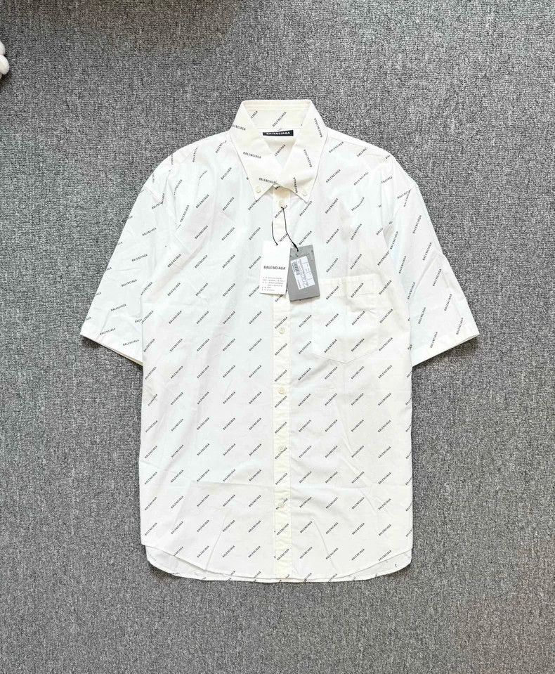 Balenciaga Balenciaga size 37 White short sleeve shirt with full logo Size US M / EU 48-50 / 2 - 1 Thumbnail