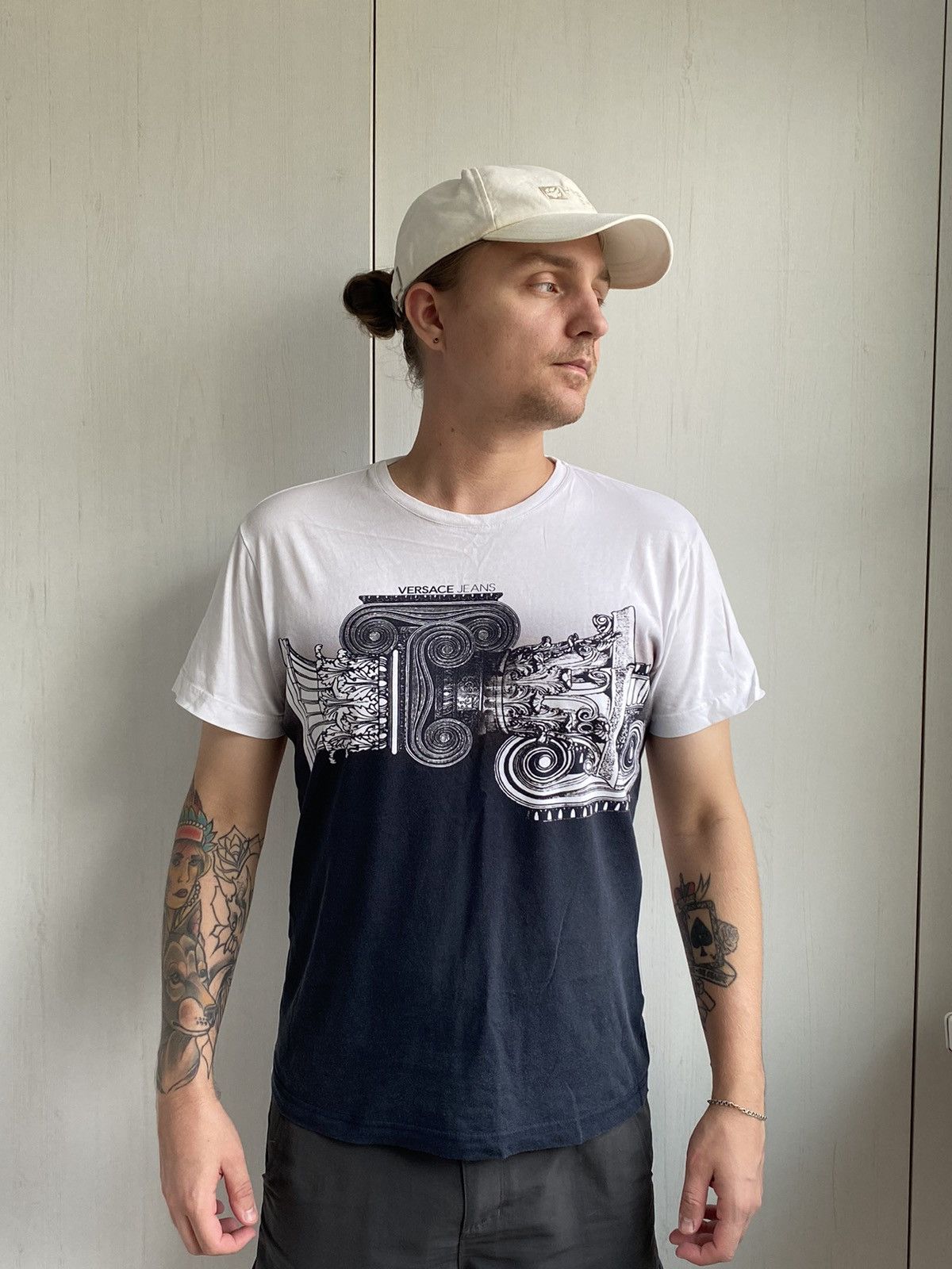Versace × Versace Jeans Couture VERSACE JEANS T-Shirt Baroque Filigree Size US M / EU 48-50 / 2 - 3 Thumbnail
