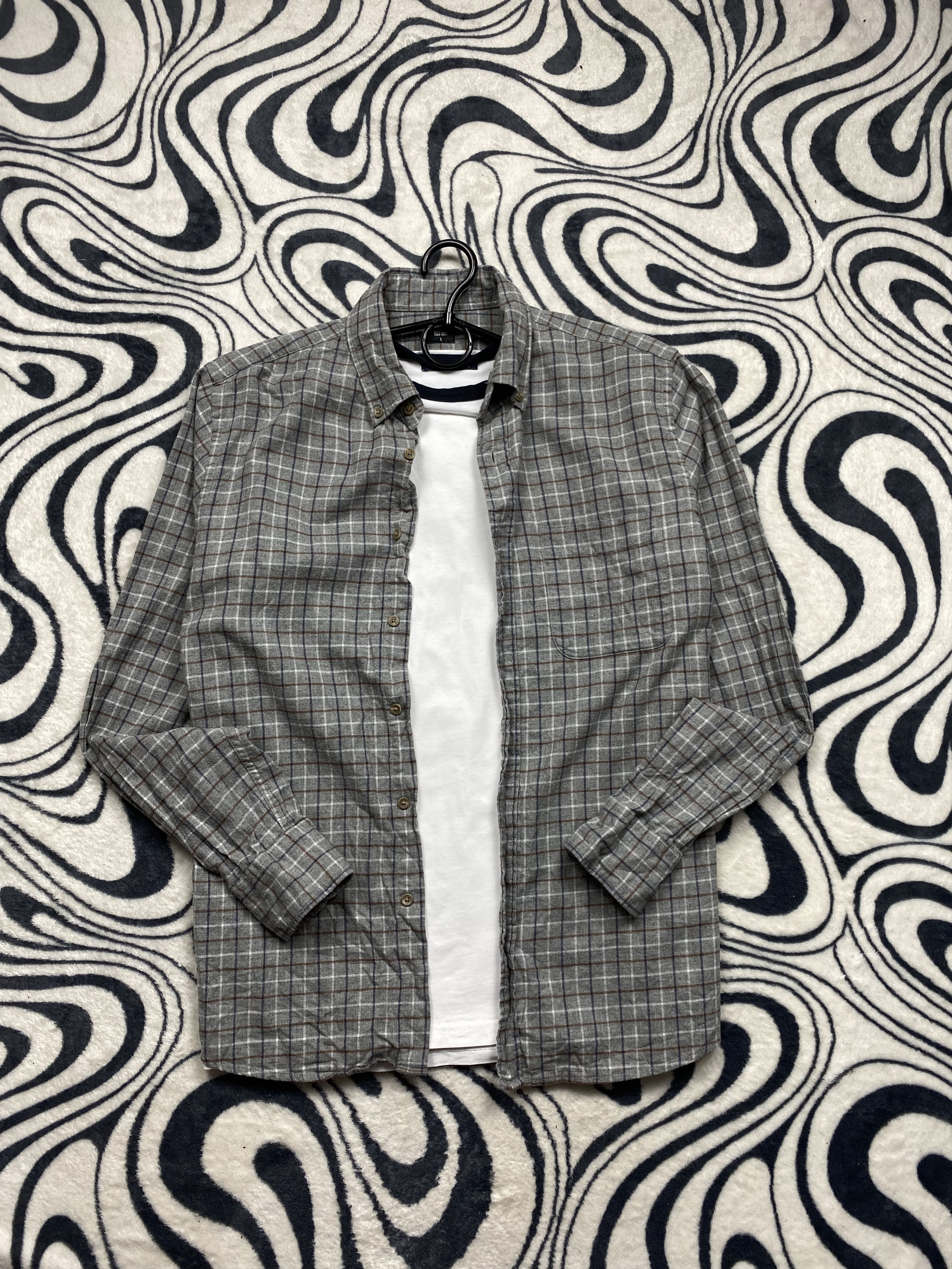 Flannel Uniqlo Flannel Plaid Shirt Y2K Size US S / EU 44-46 / 1 - 1 Thumbnail