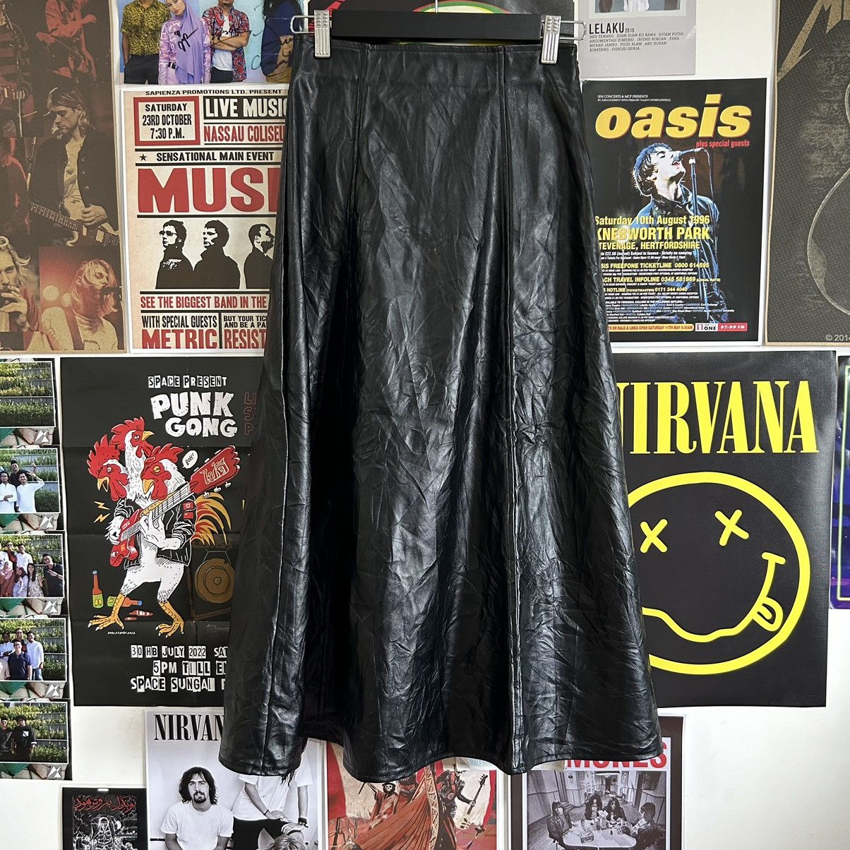Vintage Vintage GU Japanese Synthetic Leather Skirt Size 24" / US 00 / IT 34 - 4 Thumbnail