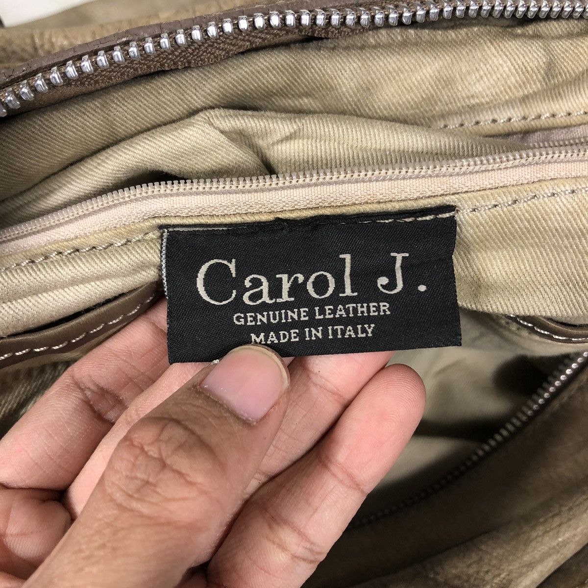 Vintage 📌Vintage Genuine Leather Bag Carol J Designer Gianni Notaro Size ONE SIZE - 17 Thumbnail