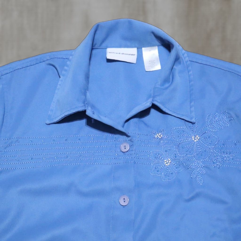 Vintage Alfred Dunner Shirt Women's 12 Floral Blue Short Sleeve Button Collared Embroidered Denim Cotton Blend Top Blouse Beaded Flower Theme 90s Size XL / US 12-14 / IT 48-50 - 1 Thumbnail