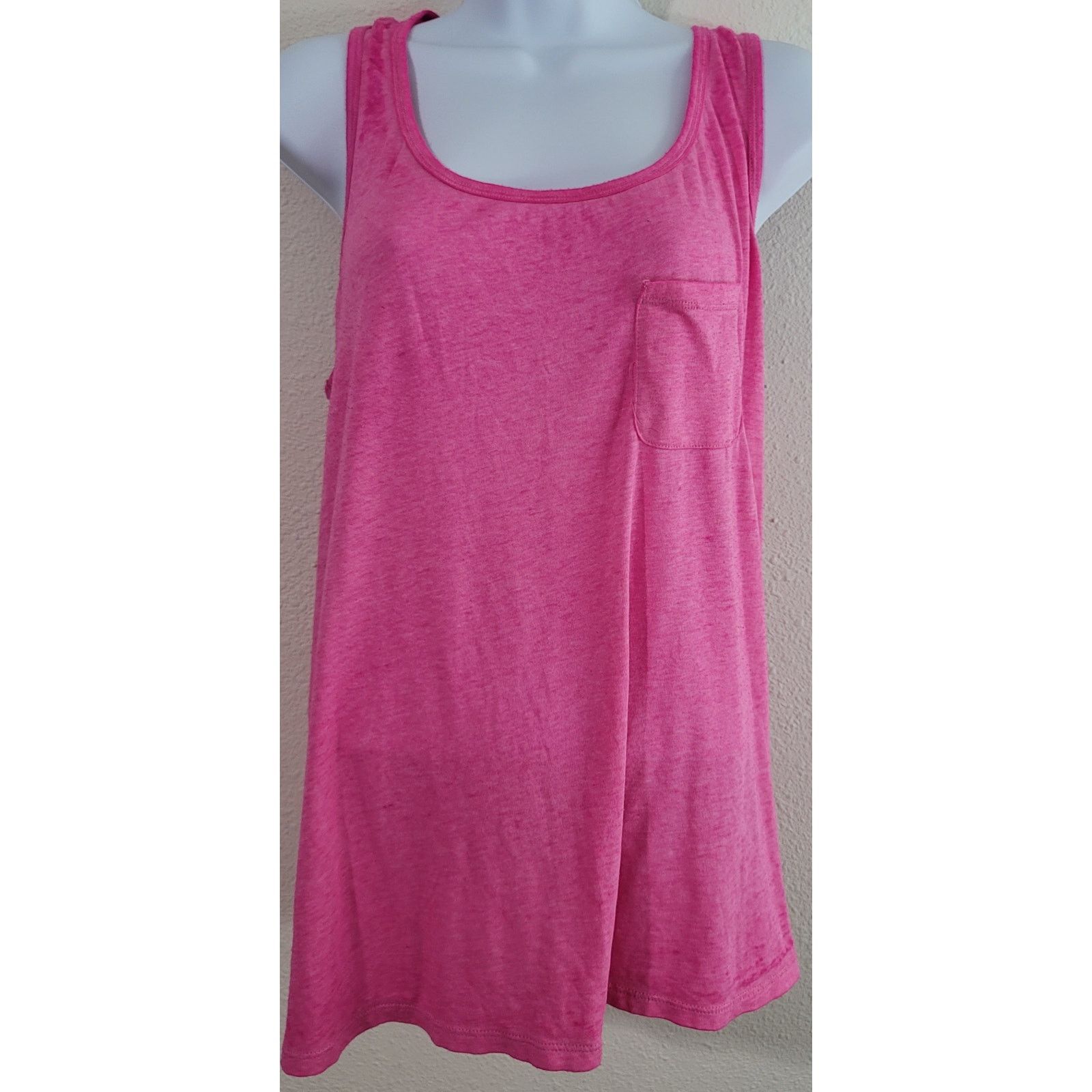 Other Torrid Hot Pink Heathered Tank Top 1 14 16 Round Neck Size L / US 10 / IT 46 - 1 Thumbnail