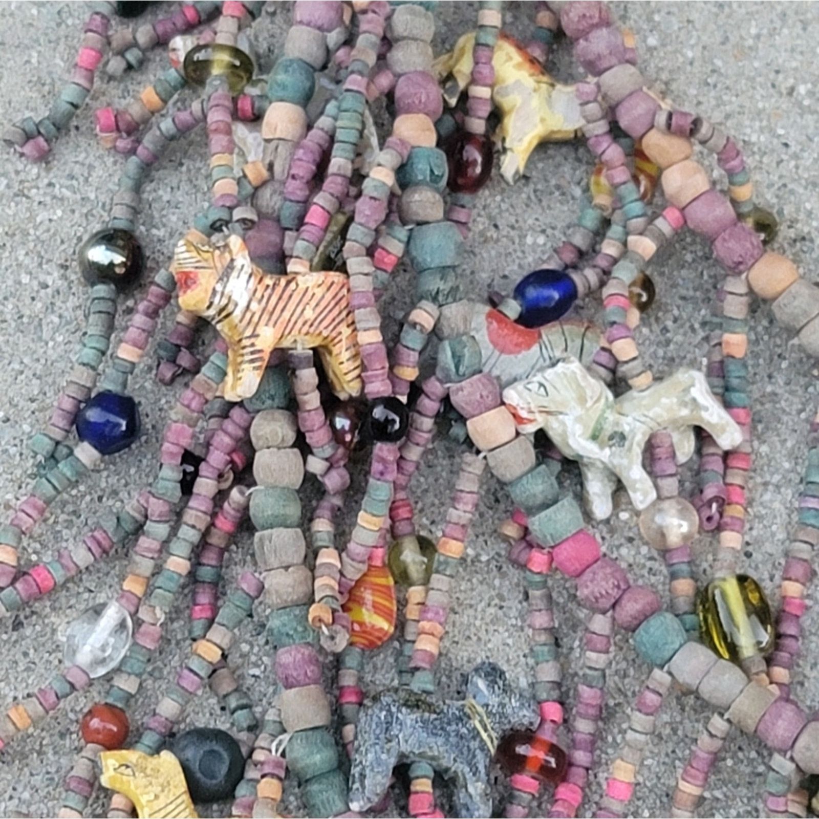 Handmade Vtg African Wooden Carved Animals Beaded Necklace Size ONE SIZE - 4 Thumbnail