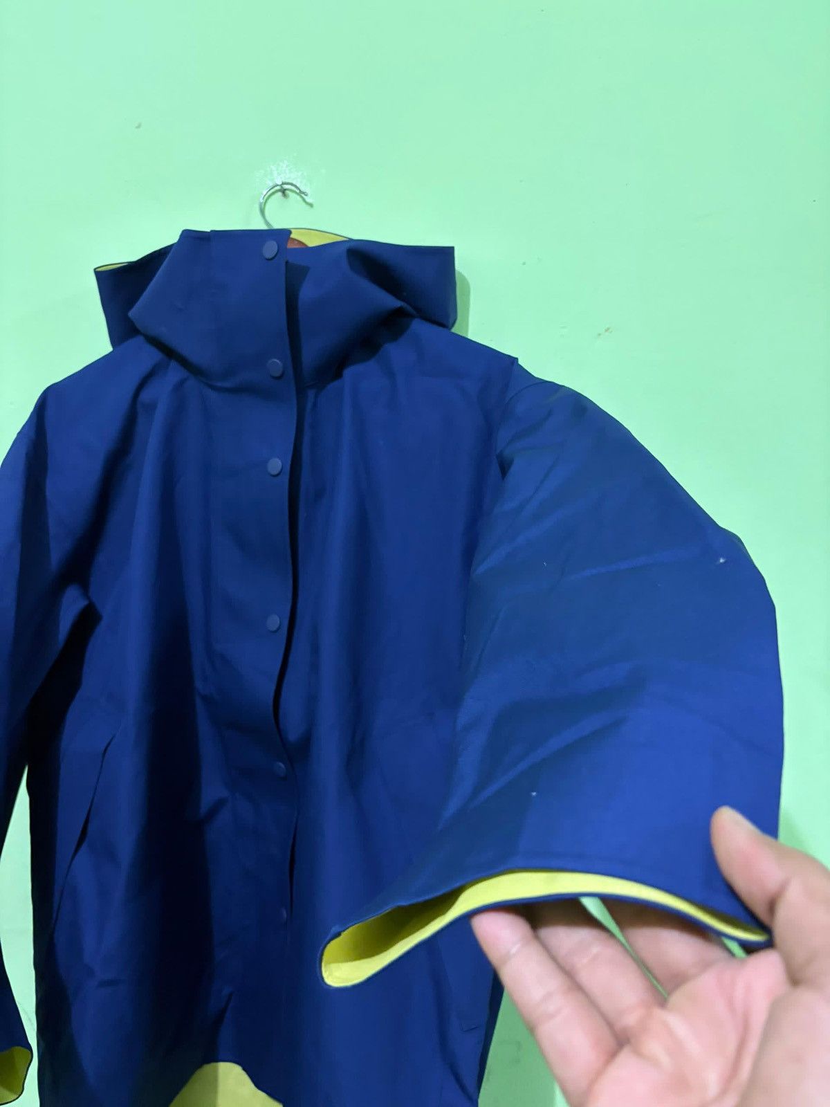 Marni Marni X Uniqlo RainCoat Jacket Design Size US S / EU 44-46 / 1 - 3 Thumbnail