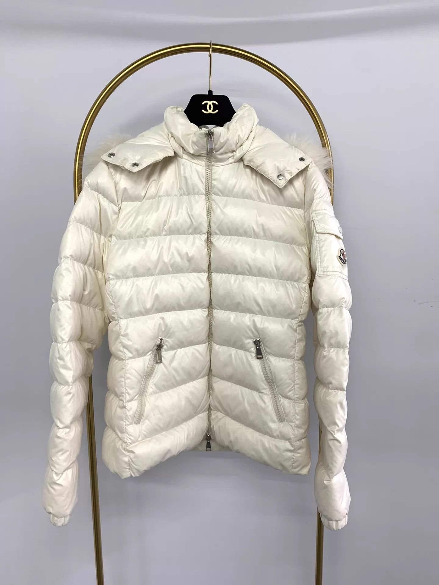 MonclerBadyfurWhiteFoxFurCollarDetachableHood3down