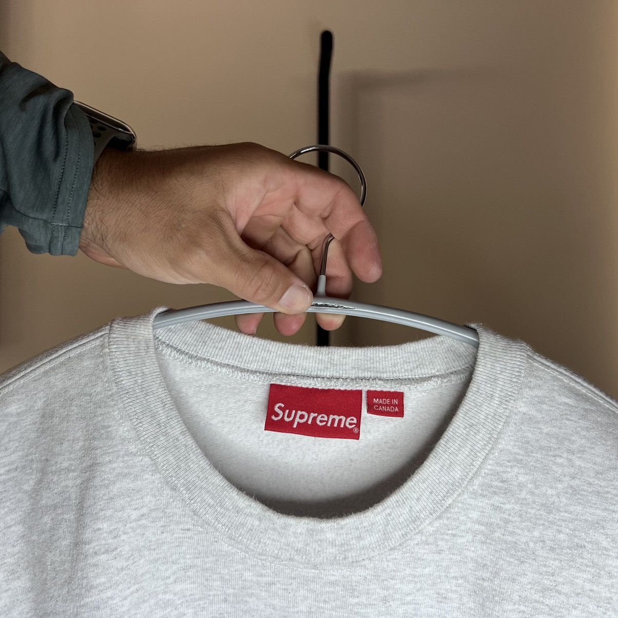 Supreme SUPREME FUTURE LOGO CREWNECK GREY Size US L / EU 52-54 / 3 - 5 Thumbnail