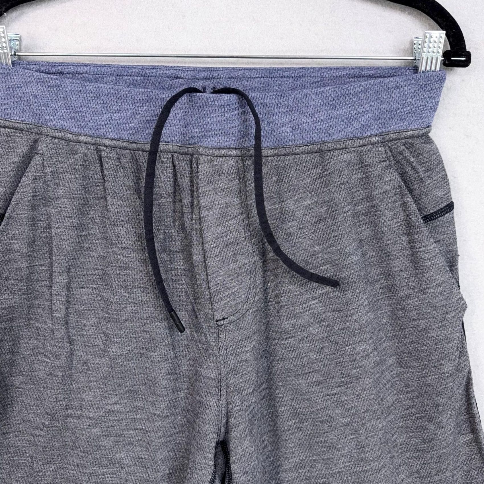 Lululemon Lululemon Shorts Mens Medium Gray Athletic Knit Drawstring Pockets Running Gym Size US 31 - 2 Thumbnail