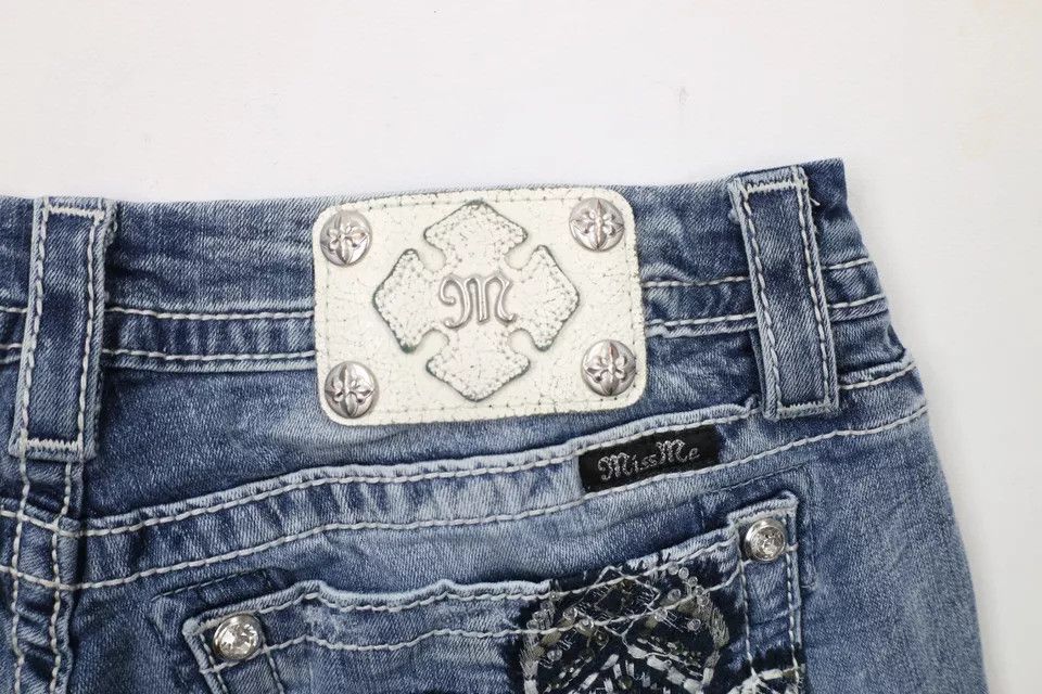 Miss Me × Vintage Miss Me Jeweled Fleur de Lis MMA Mid Rise Cropped Jeans Size 31" - 13 Thumbnail