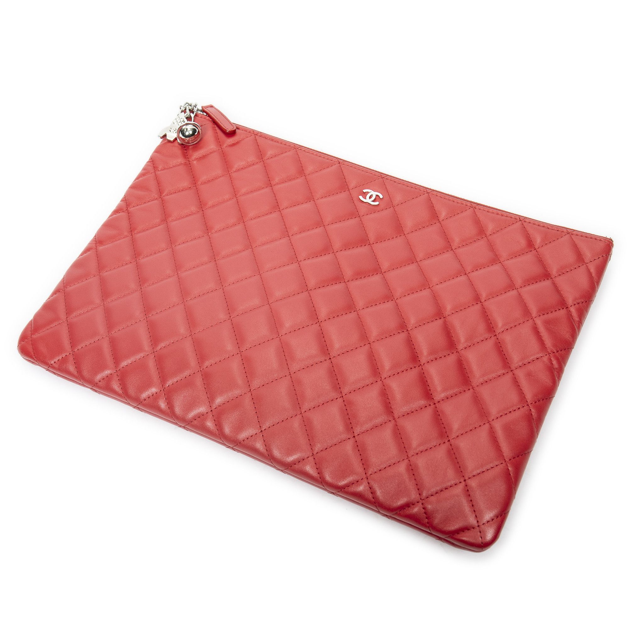 Chanel Large Charm O-Case Zip Size ONE SIZE - 1 Thumbnail