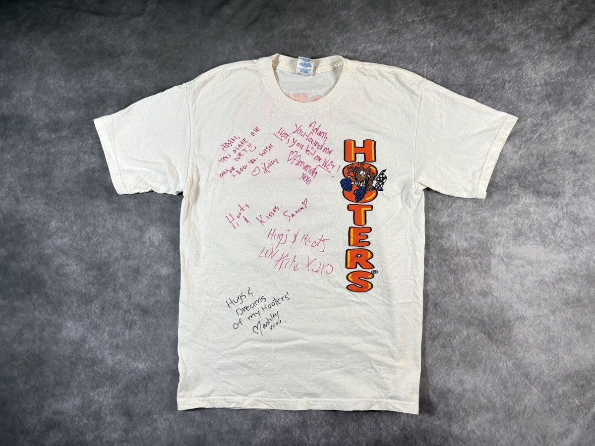 Vintage SIGNED Vintage Hooters Tee Autographed Racing Pit Crew ALP Size US L / EU 52-54 / 3 - 11 Thumbnail