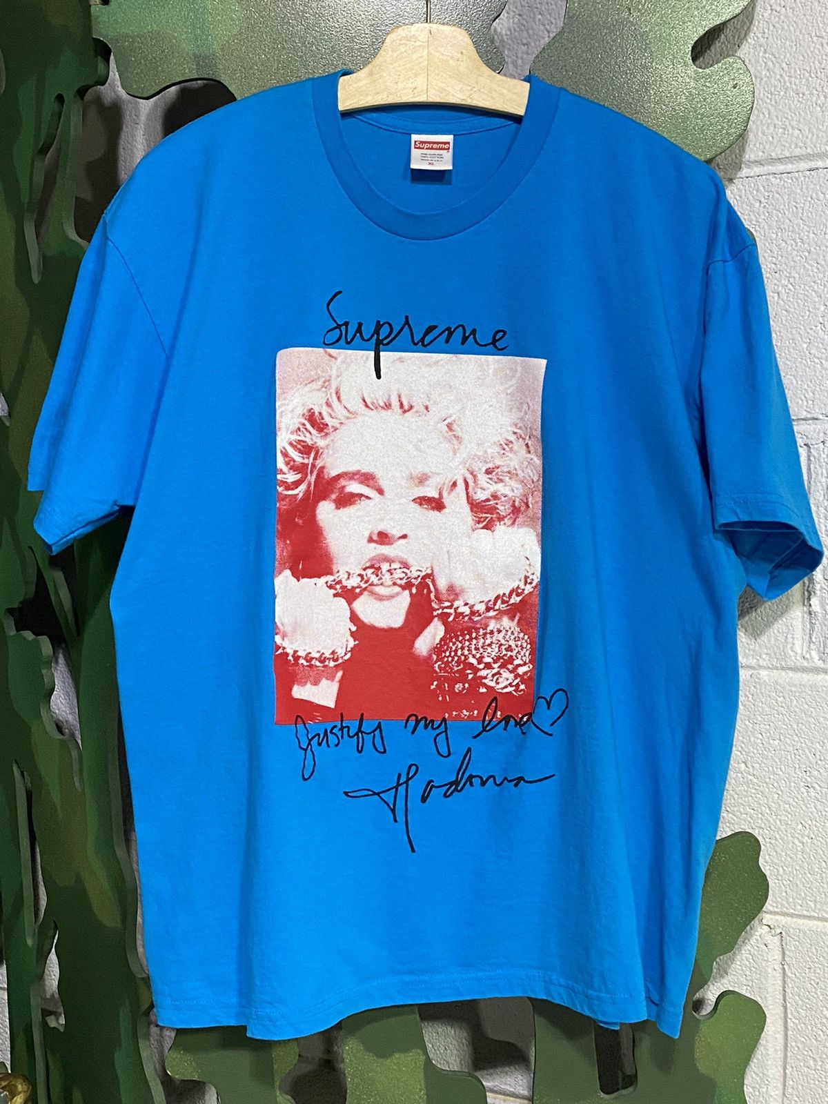 Streetwear × Supreme Supreme Madonna portrait tee - Bright Blue 