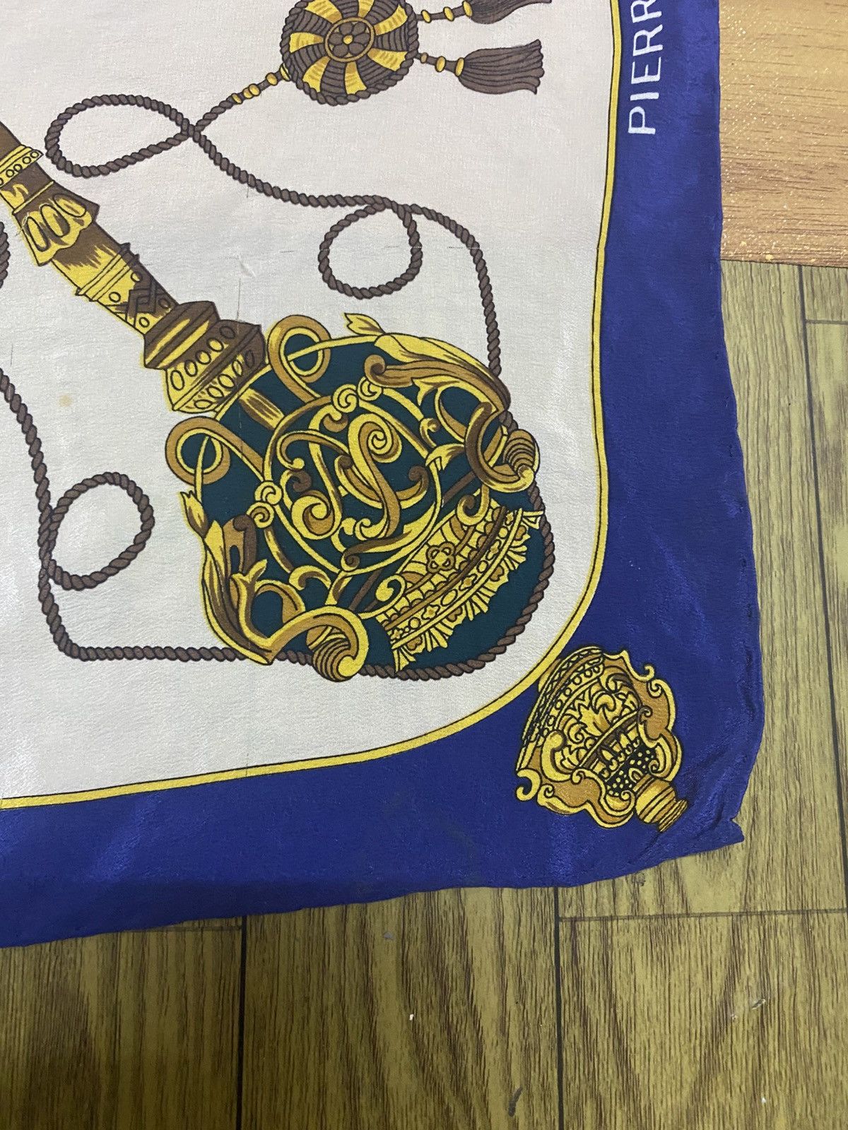 Pierre Balmain Pierre Balmain silk scarves Size ONE SIZE - 3 Thumbnail