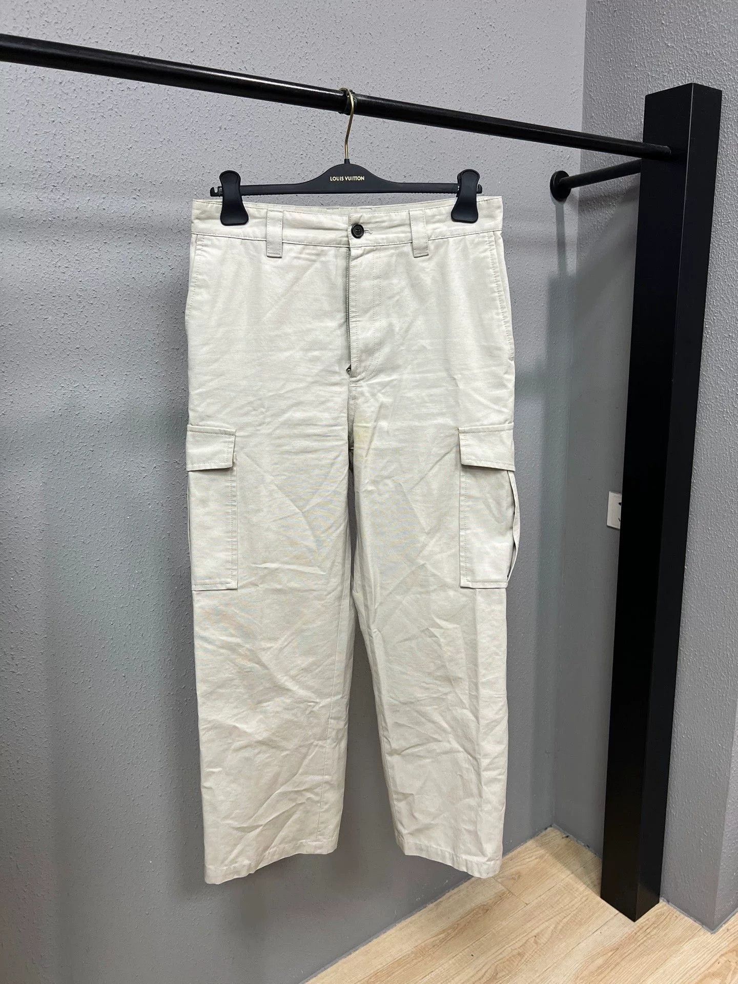 Acne Studios Acne Studios Beige Cargo Pants Size US 30 / EU 46 - 1 Thumbnail