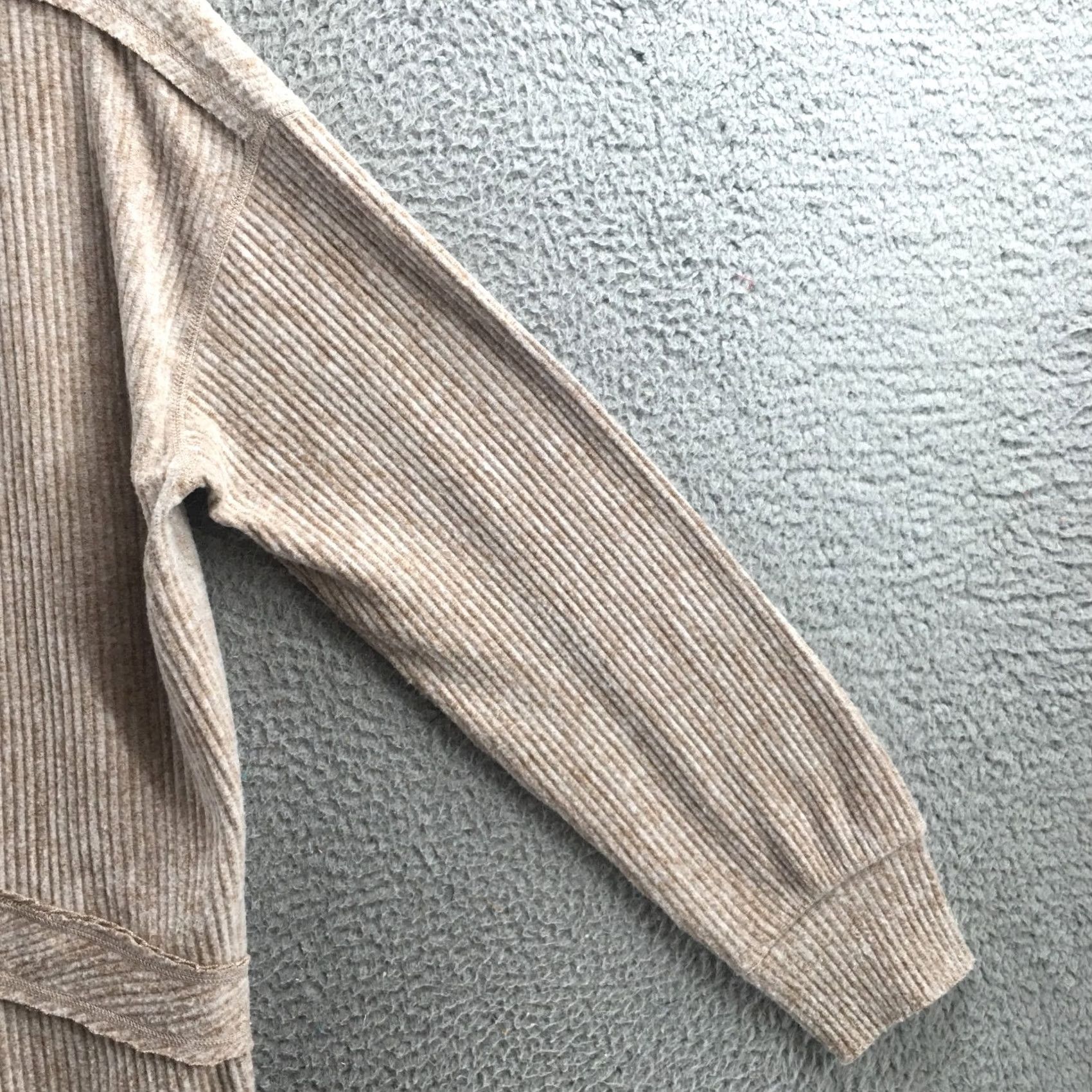 Vintage BKE Sweater Womens L Beige Pullover Long Sleeve Knit Crisscross Cotton Polyester Crew Neck Pullover Casual Seasonal Womens Size L / US 10 / IT 46 - 5 Thumbnail