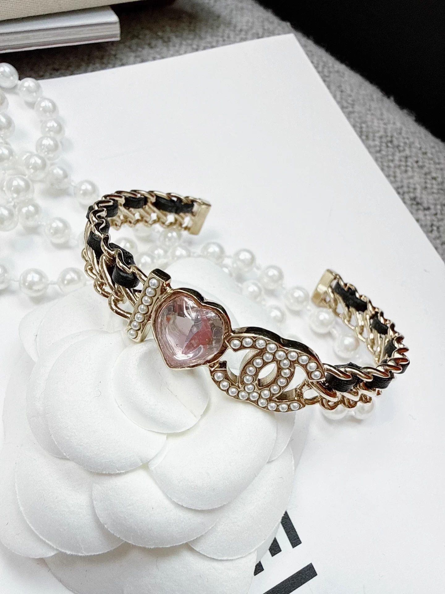 Chanel Chanel 22B pink heart crystal logo pearl chain bracelet M Size ONE SIZE - 6 Thumbnail
