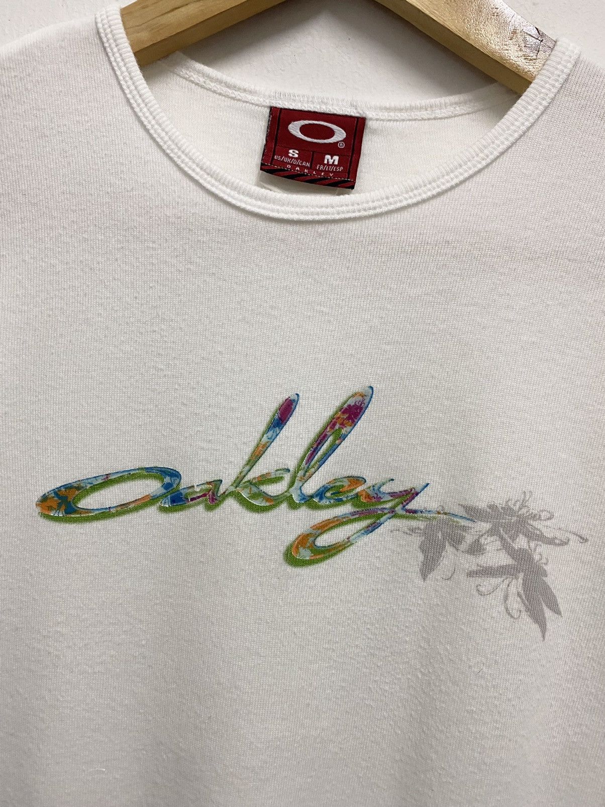 Oakley × Vintage 2000's Oakley Butterfly Crop Top T-Shirt Size S / US 4 / IT 40 - 4 Thumbnail