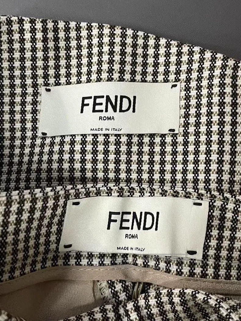 Fendi Fendi Two-Piece Shorts Size 42" / US 20 - 5 Thumbnail