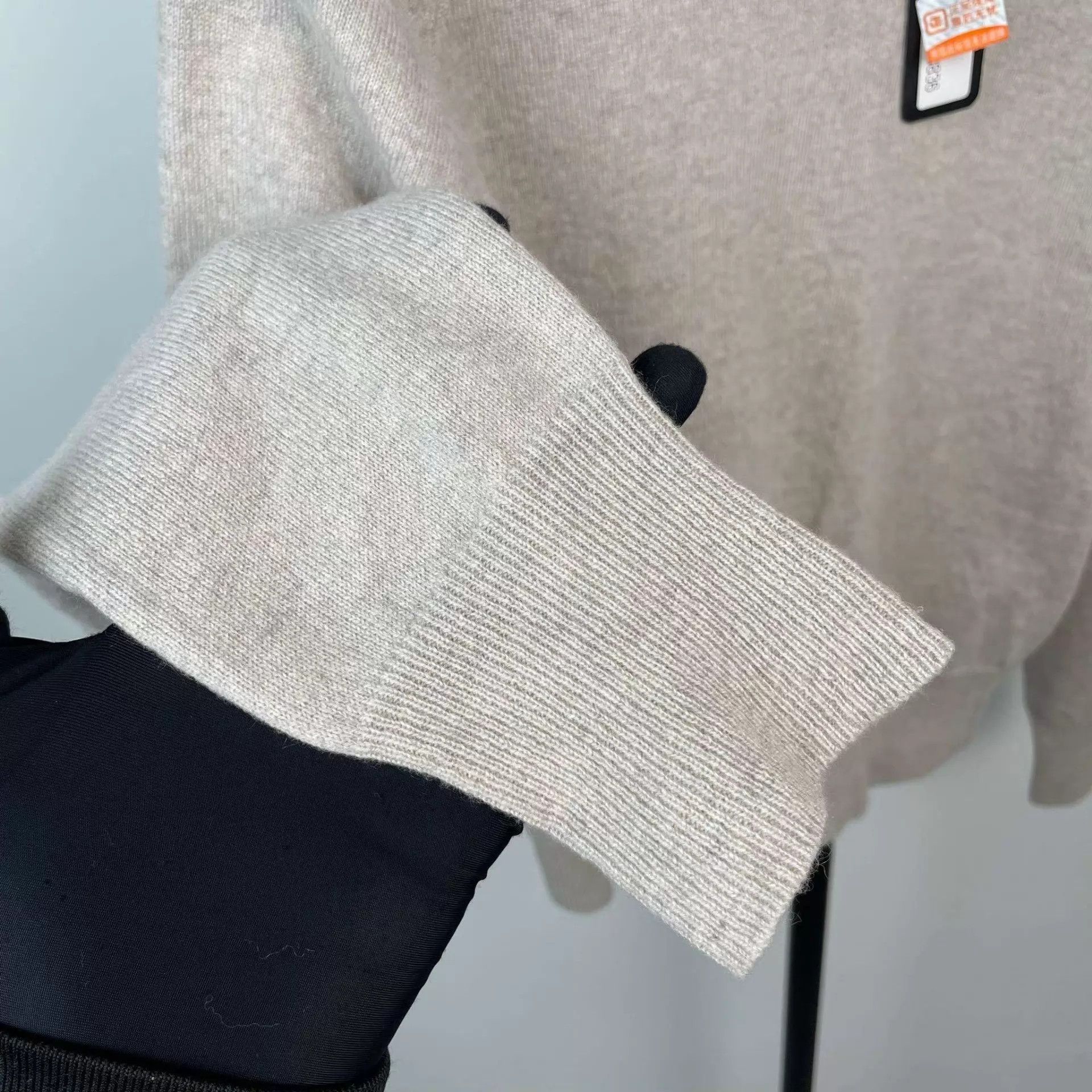 Maison Margiela Maison Margiela cashmere sweater XS gray 98 new Size XS / US 0-2 / IT 36-38 - 9 Thumbnail
