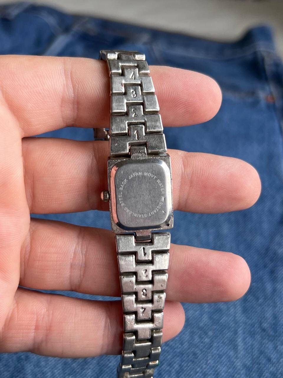 Japanese Brand × Vintage Vintage Japanese Black Dial Watch 90s Silver Bracelet Rare Size ONE SIZE - 5 Thumbnail